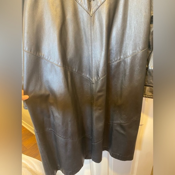 Vintage The Olde Hyde House Black Leather Embroidered Coat - Picture 10 of 15